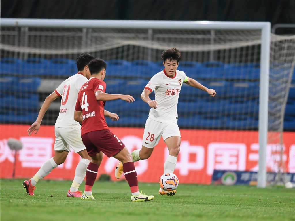 也就是中足 也就是中足